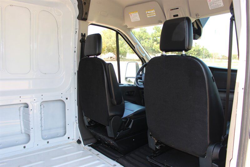 Used 2026 Ford Transit 250 148 Medium Roof RWD image 23