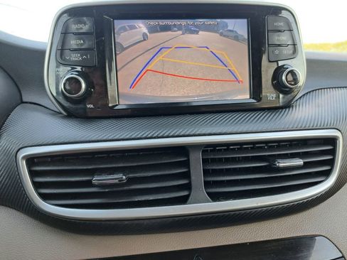 Used 2019 Hyundai Tucson SE w/ Cargo Package image 11