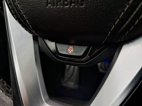 Used 2018 BMW 530i xDrive image 12