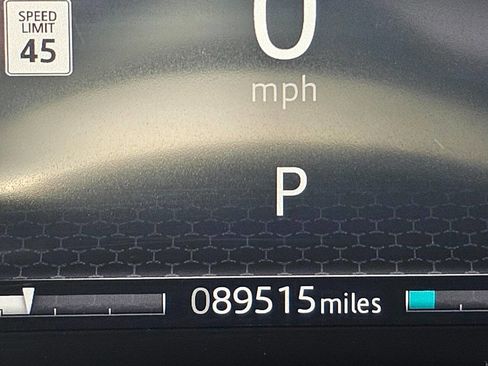 Used 2020 Jaguar XE S image 17