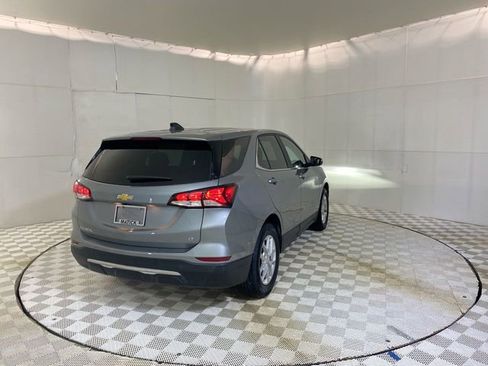 Used 2023 Chevrolet Equinox LT FWD image 17