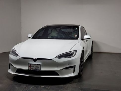 Used 2021 Tesla Model S Plaid image 4