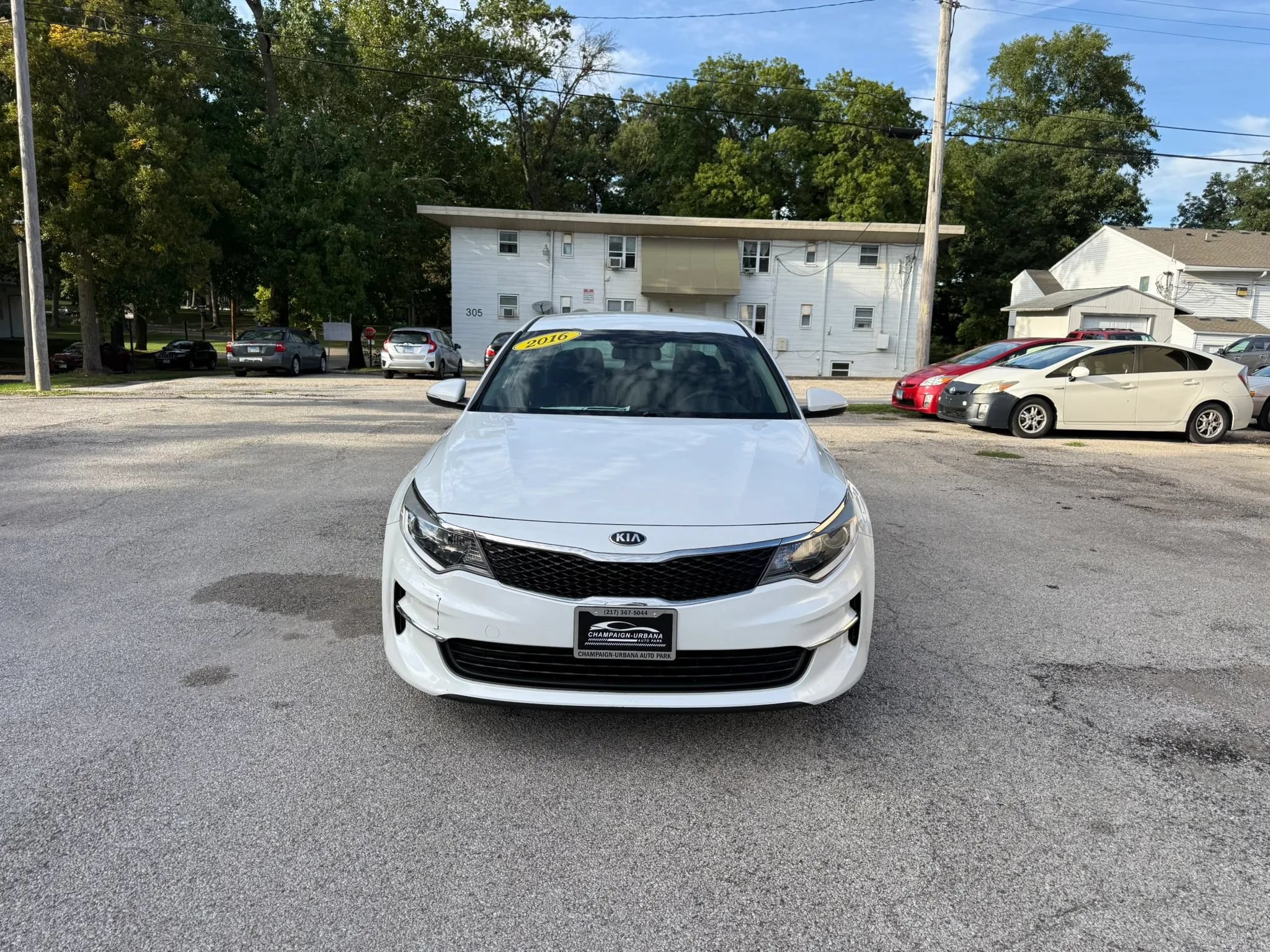 Used 2016 Kia Optima LX FWD image 2