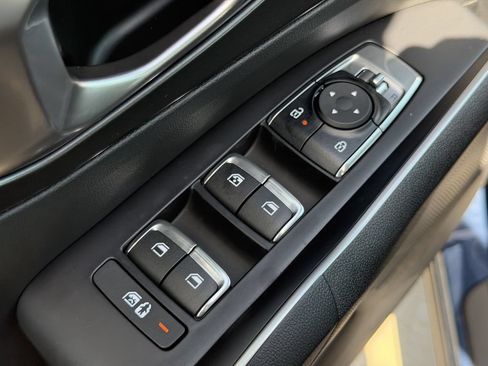 New 2026 Kia Sorento S FWD image 20