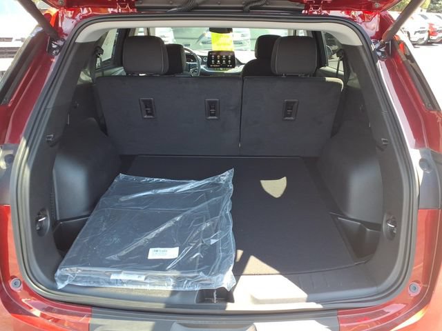 New 2026 Chevrolet Blazer LT w/ Convenience Package FWD image 10
