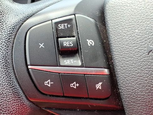 Used 2020 Ford Explorer XLT w/ Comfort Package AWD/4WD image 23