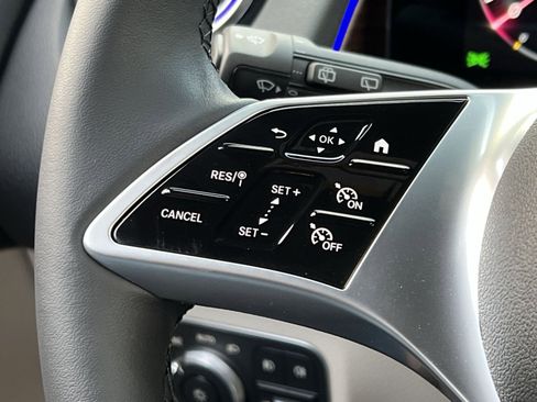 New 2026 Mercedes-Benz GLB 250 4MATIC image 30