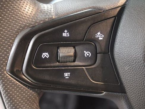 Used 2023 Chevrolet TrailBlazer LT w/ Convenience Package FWD image 33