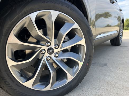 New 2025 Lincoln Aviator Reserve image 14