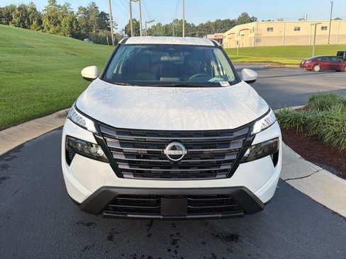 New 2026 Nissan Rogue SV w/ Cold Weather Package FWD image 9
