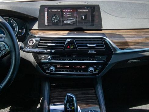 Used 2018 BMW 540i RWD image 21