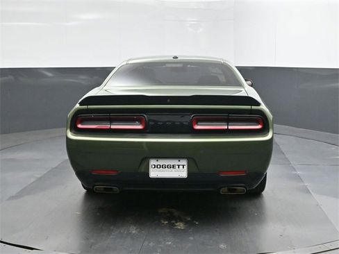 Used 2021 Dodge Challenger R/T w/ Blacktop Package image 8