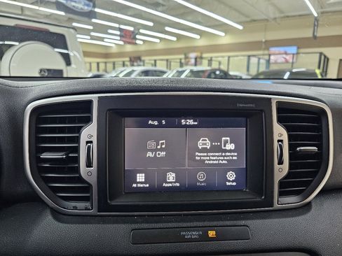 Used 2017 Kia Sportage EX image 28