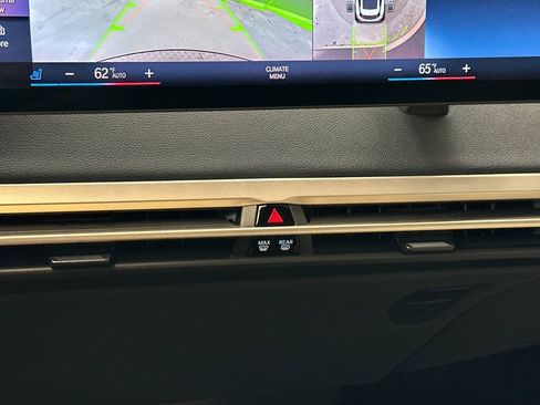 Certified 2022 BMW iX xDrive50 w/ Premium Package image 25