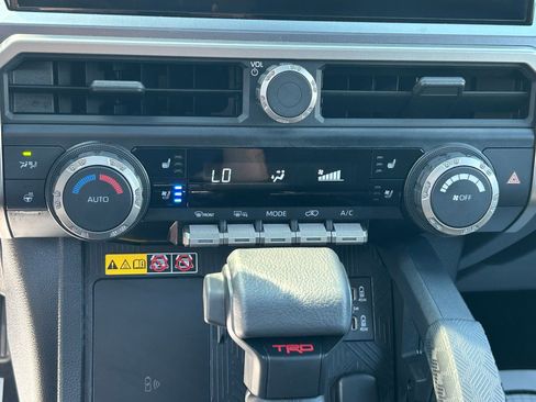 Certified 2026 Toyota 4Runner TRD Off-Road Premium AWD/4WD image 22