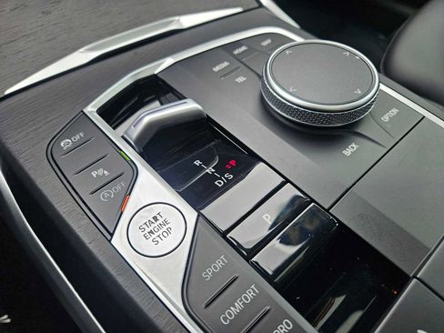 Used 2024 BMW 330i xDrive 330i xDrive image 31