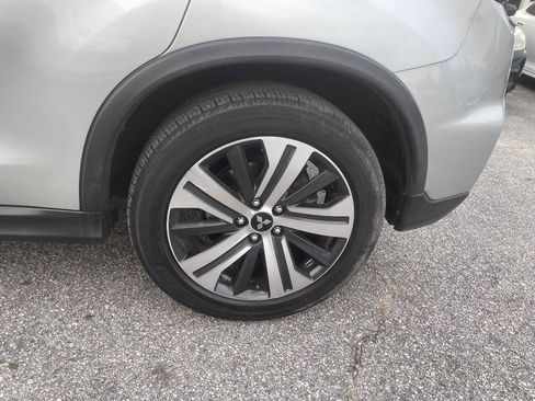Used 2020 Mitsubishi Outlander Sport SE FWD image 27