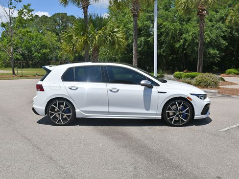 Used 2024 Volkswagen Golf R AWD/4WD image 2
