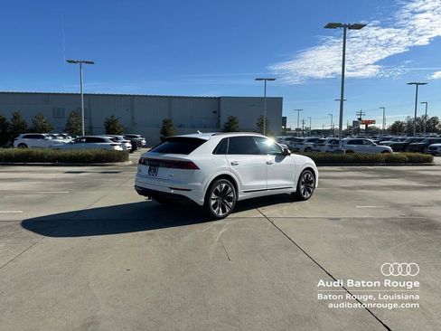 New 2026 Audi Q8 Premium Plus image 3
