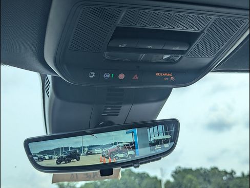 New 2026 GMC Acadia AT4 w/ Luxury Package AWD/4WD image 28