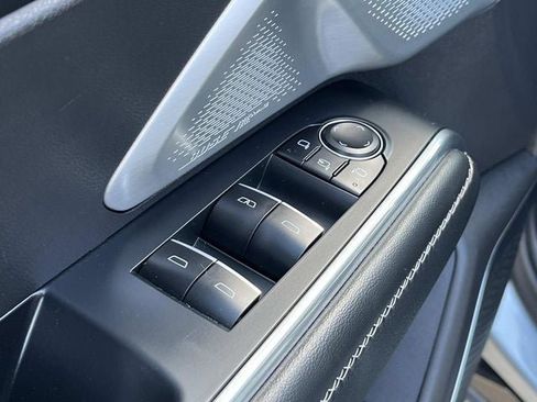 Used 2025 GMC Acadia Denali w/ Super Cruise Package image 29