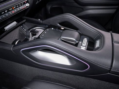 New 2026 Mercedes-Benz GLS 580 4MATIC image 21