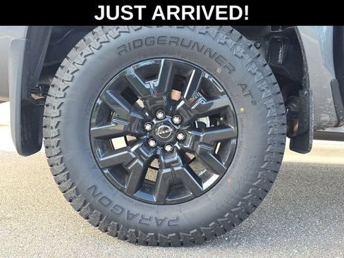 Used 2026 Nissan Frontier SV w/ Tow Package AWD/4WD image 5