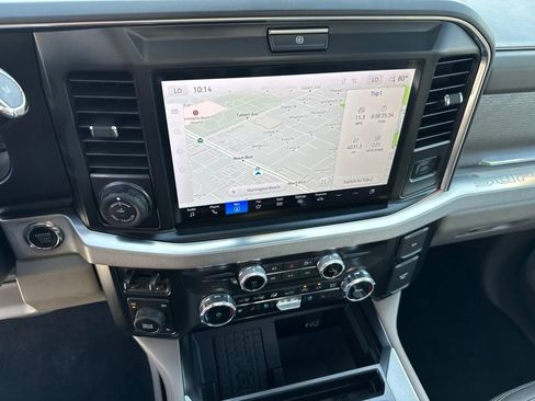 Used 2025 Ford F350 Platinum w/ Platinum Plus Package AWD/4WD image 20