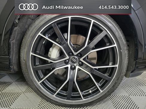 Used 2023 Audi Q7 3.0T Prestige w/ Prestige Package AWD/4WD image 2