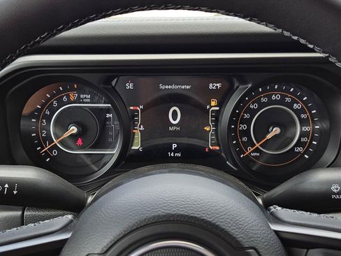 New 2025 Jeep Gladiator Rubicon image 9