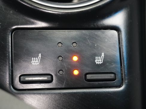 Used 2018 Toyota Camry XSE image 21