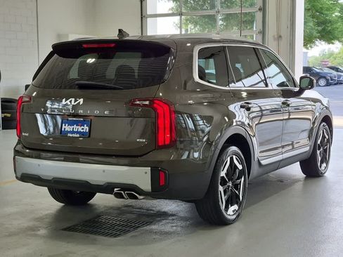 Used 2024 Kia Telluride S w/ S Sunroof Package AWD/4WD image 5