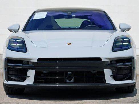Used 2025 Porsche Panamera GTS AWD/4WD image 7