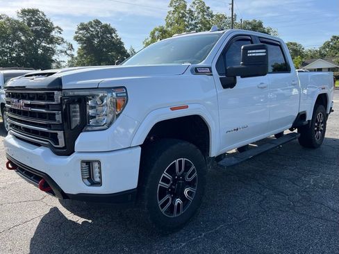 Used 2020 GMC Sierra 2500 AT4 w/ AT4 Premium Package AWD/4WD image 8