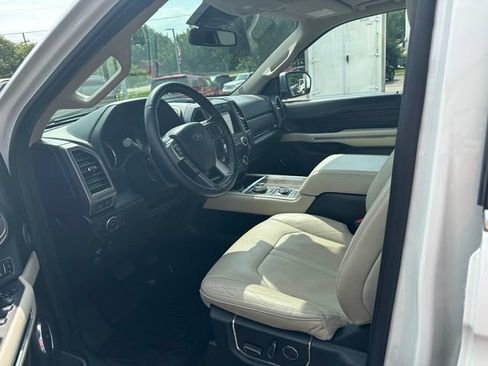 Used 2020 Ford Expedition Platinum AWD/4WD image 9