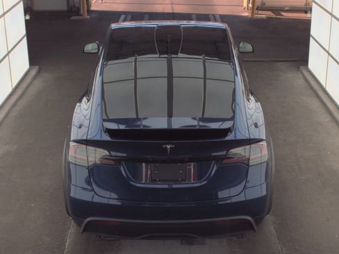 Used 2023 Tesla Model X Standard Range image 5