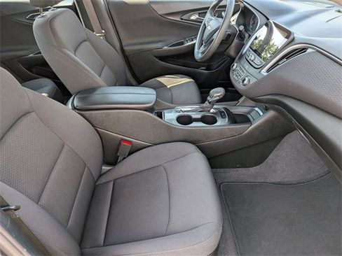 Used 2023 Chevrolet Malibu LT image 29
