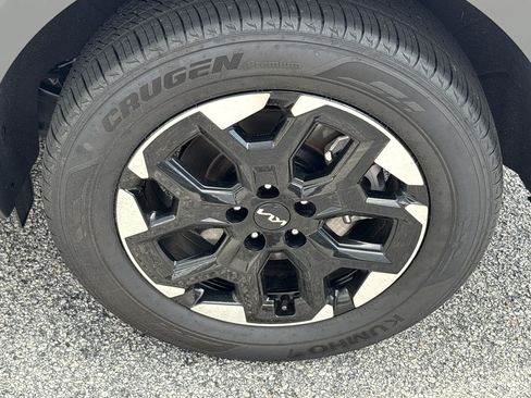 Certified 2025 Kia Sorento S AWD/4WD image 28
