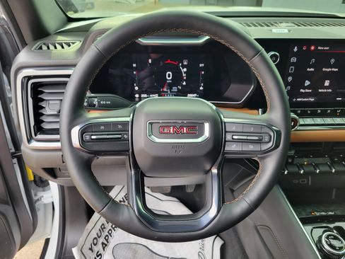 Used 2023 GMC Canyon AT4 w/ AT4 Premium Package image 21