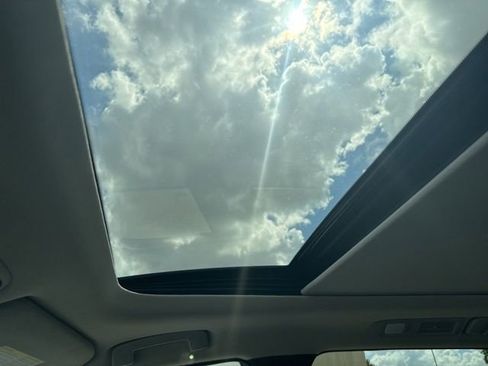 Used 2023 INFINITI QX60 Pure image 11