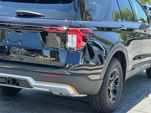New 2026 Ford Explorer Tremor AWD/4WD image 8