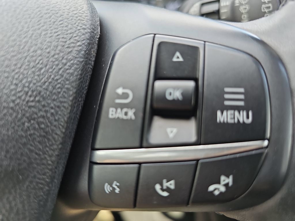 Used 2022 Ford Escape SE w/ Convenience Package FWD image 18