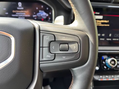 Used 2024 GMC Sierra 1500 AT4 w/ Technology Package AWD/4WD image 28