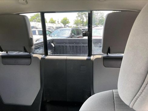 Used 2019 Toyota Tacoma SR w/ SX Package AWD/4WD image 32