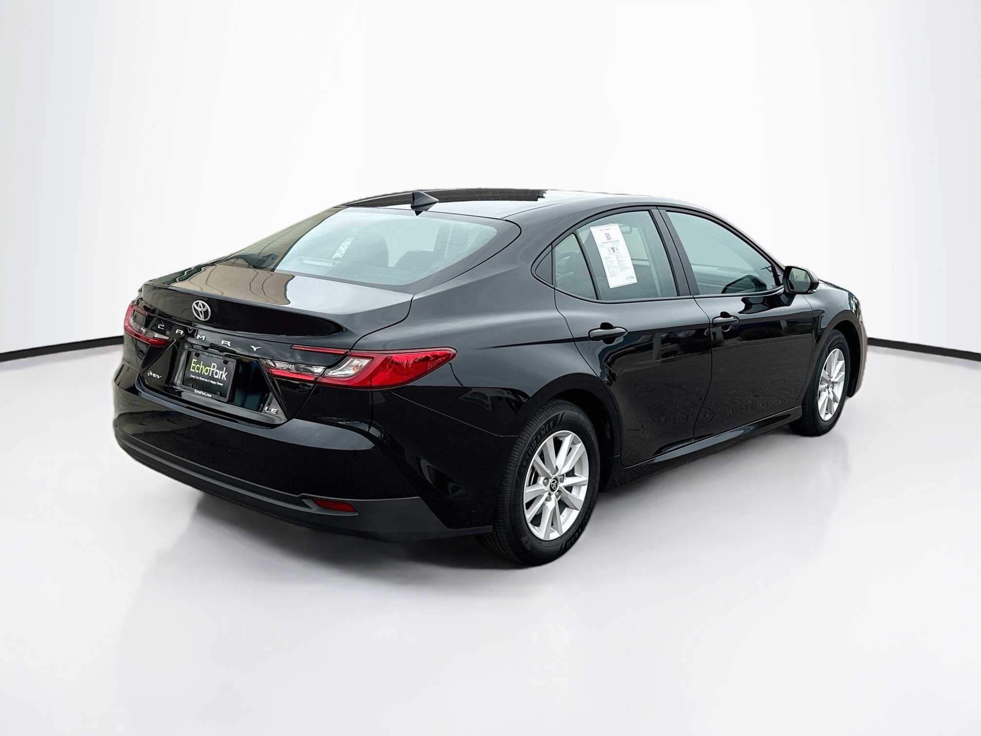 Used 2026 Toyota Camry LE FWD image 9
