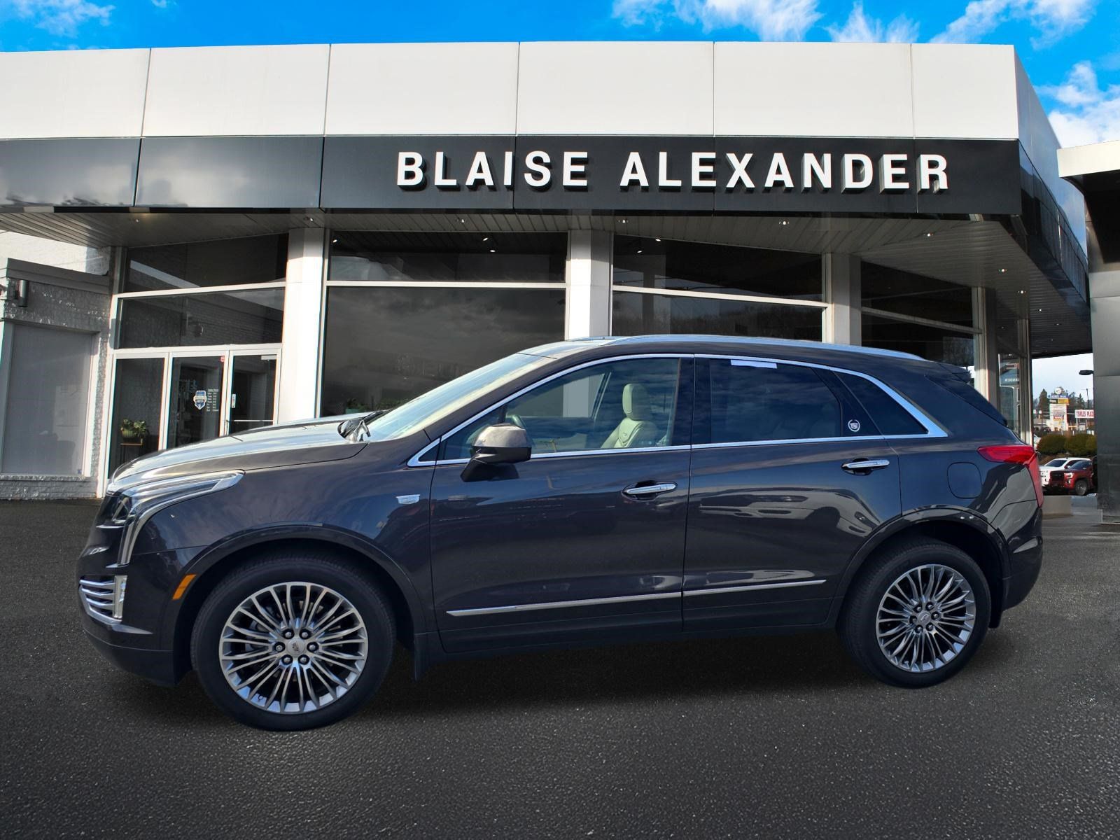 Used 2019 Cadillac XT5 Premium Luxury AWD/4WD image 7