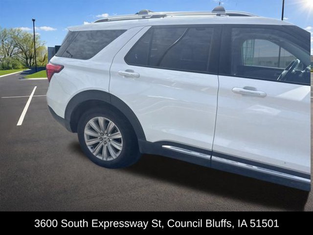 Used 2021 Ford Explorer Limited w/ Equipment Group 301A AWD/4WD image 6