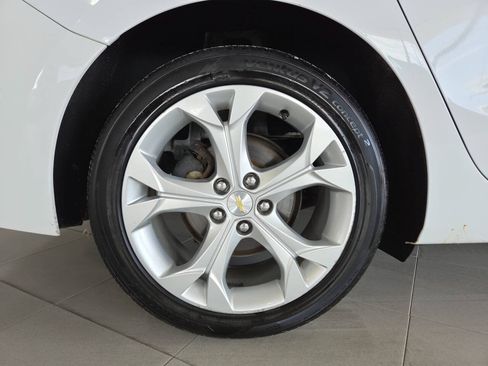 Used 2016 Chevrolet Cruze Premier FWD image 10