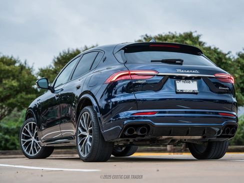 Used 2023 Maserati Grecale Modena image 21