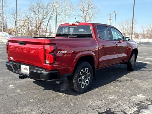 Used 2024 Chevrolet Colorado Z71 w/ Z71 Convenience Package 2 image 7